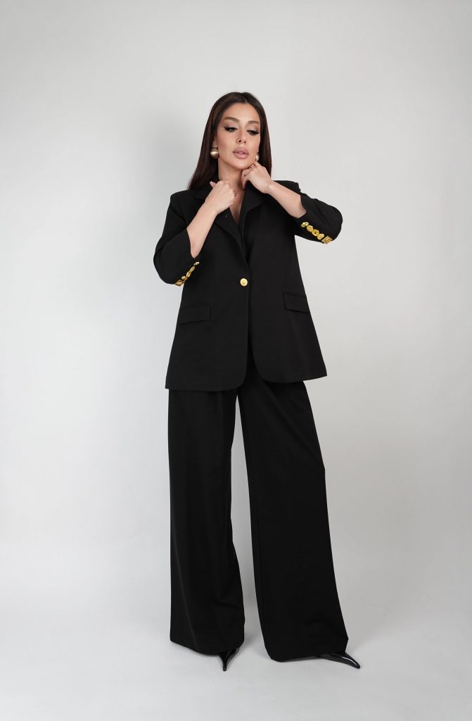 SINGLE-BREASTED BLAZER SET