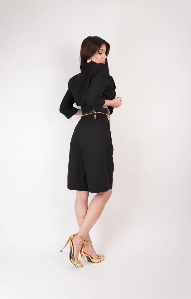 CROPPED BLAZER SHORT SET