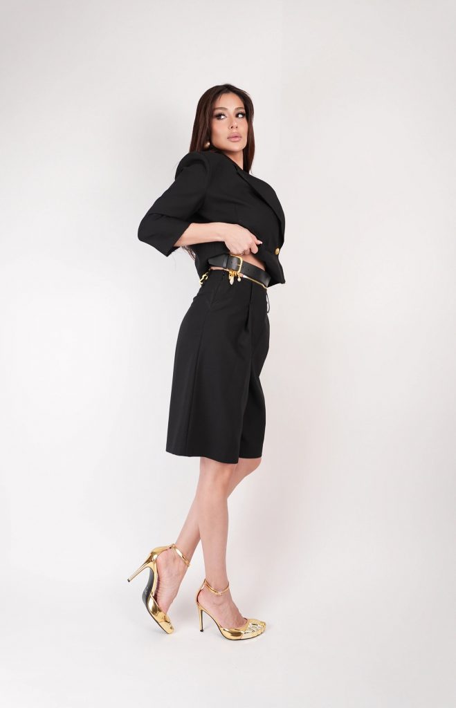CROPPED BLAZER SHORT SET