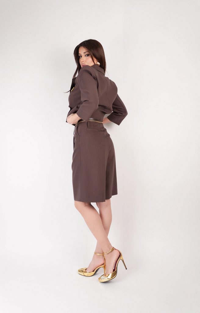 CROPPED BLAZER SHORT SET