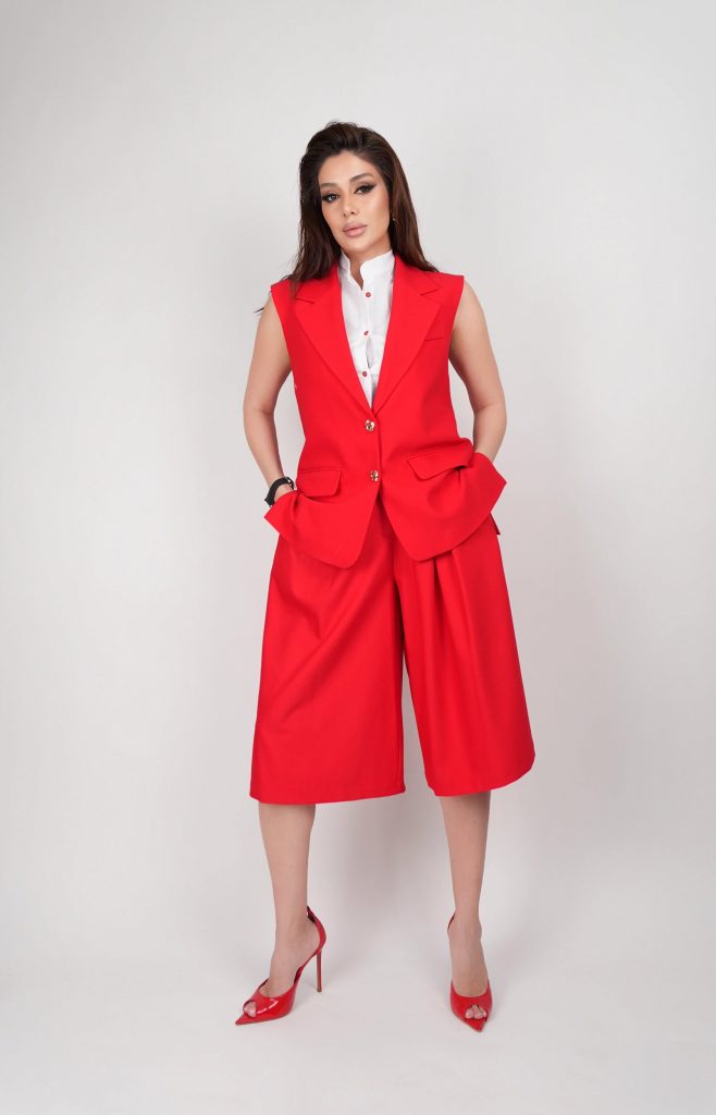 SLEEVELESS BLAZER CULOTTE SET