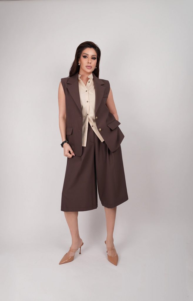 SLEEVELESS BLAZER CULOTTE SET