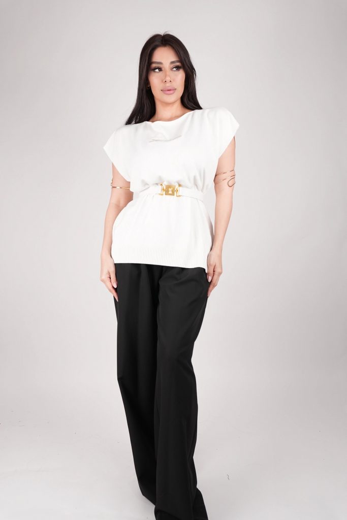 BELTED KNIT TUNIC TOP