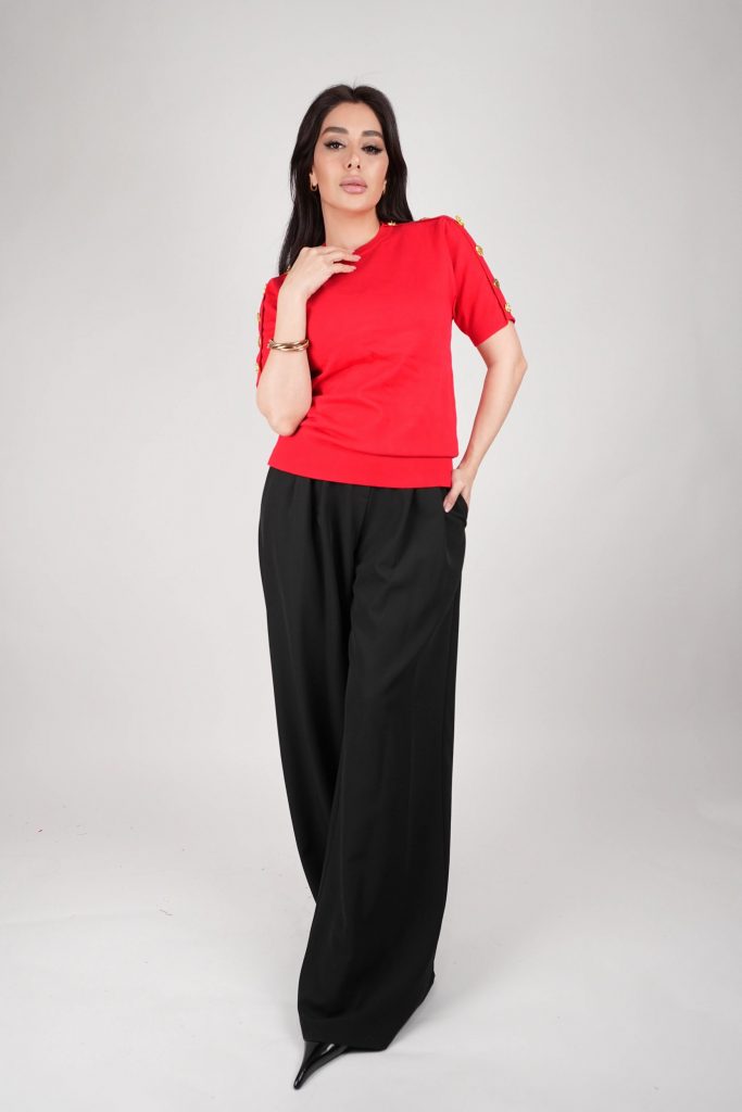 GOLD-BUTTON SLEEVE KNIT TOP
