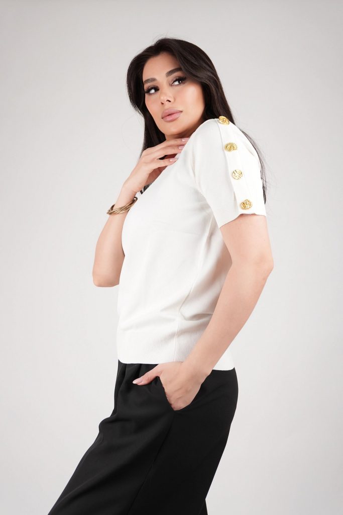 GOLD-BUTTON SLEEVE KNIT TOP