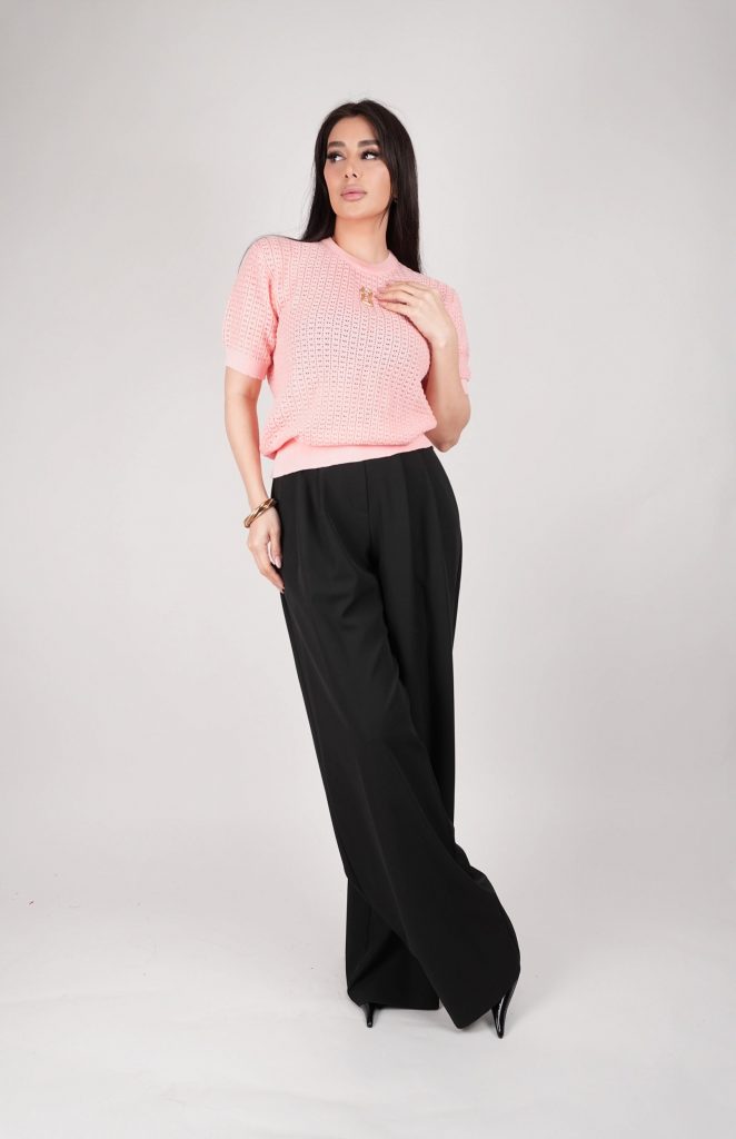 EMBLEM OPEN-KNIT TOP