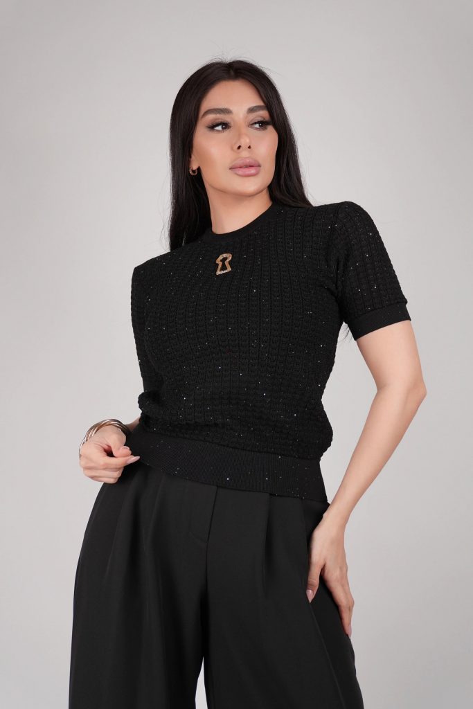 EMBLEM OPEN-KNIT TOP