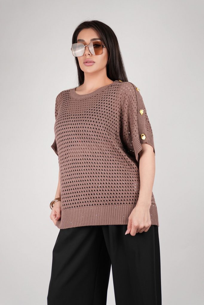 BUTTON-DETAIL OPEN-KNIT TOP