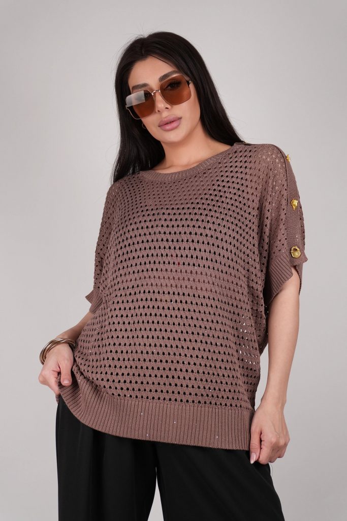 BUTTON-DETAIL OPEN-KNIT TOP