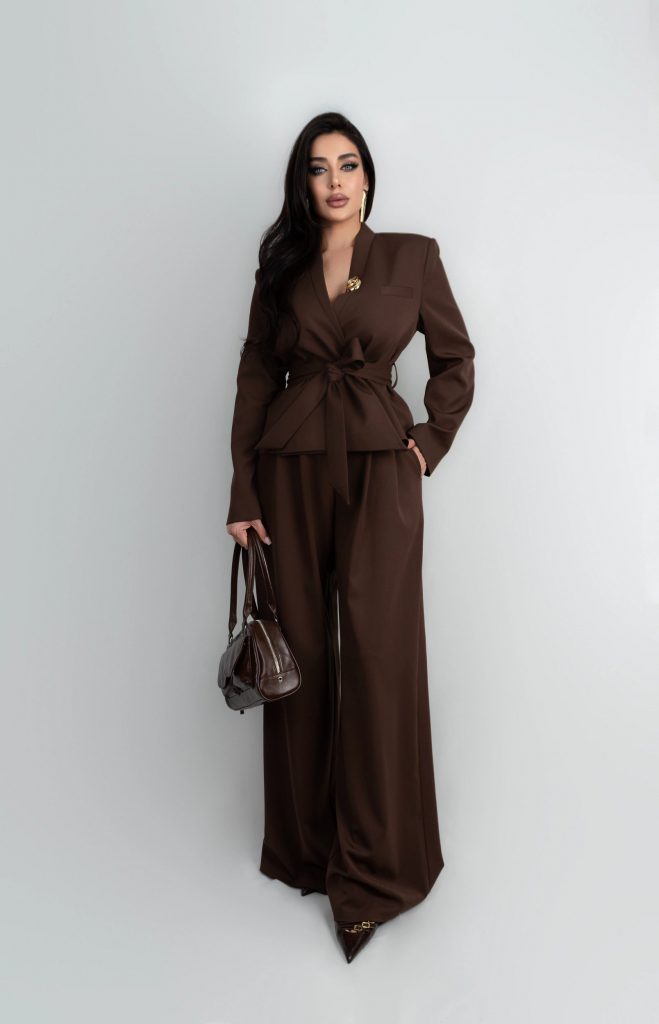 WAIST-TIE JACKET AND WIDE-LEG TROUSERS