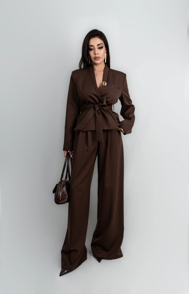 WAIST-TIE JACKET AND WIDE-LEG TROUSERS
