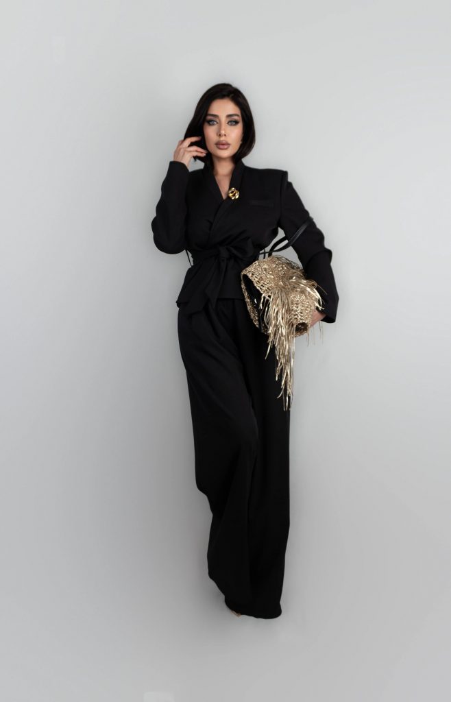 WAIST-TIE JACKET AND WIDE-LEG TROUSERS