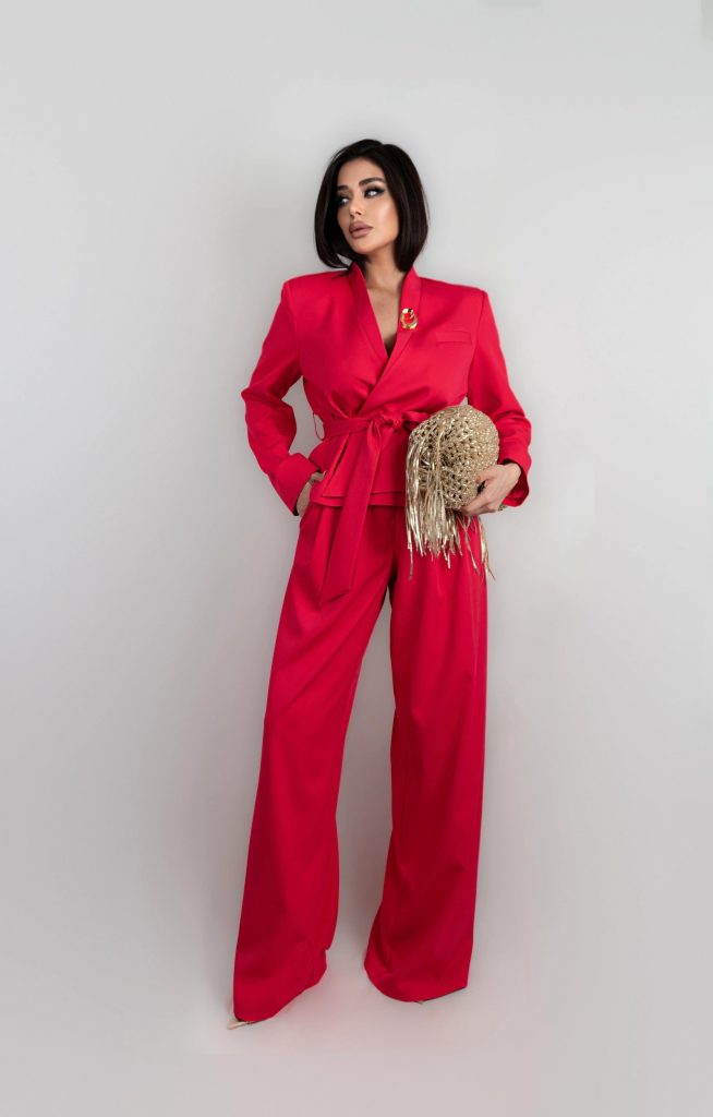 WAIST-TIE JACKET AND WIDE-LEG TROUSERS