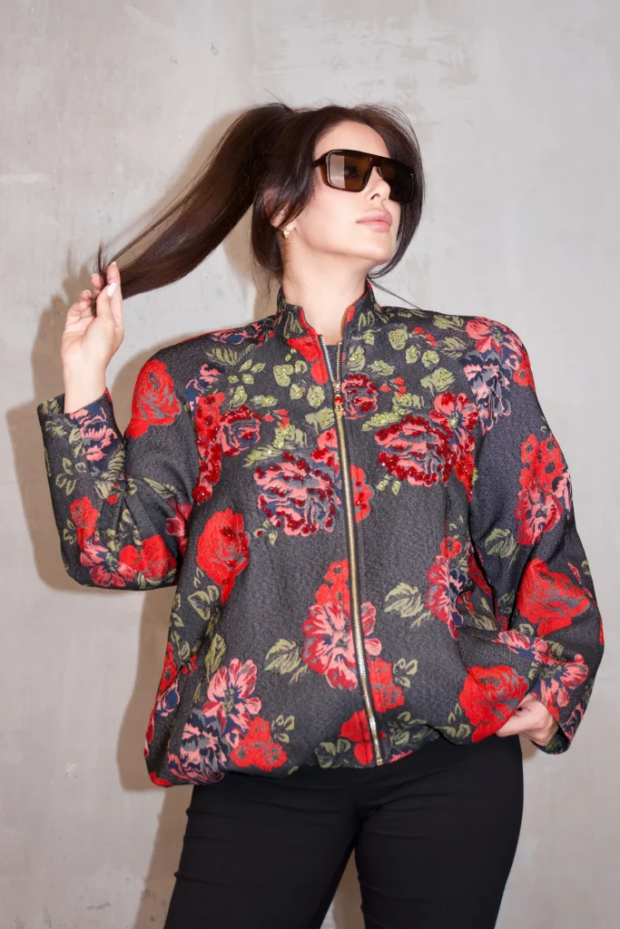 CORAL-FLORAL JACQUARD BOMBER - Red, Photo 2
