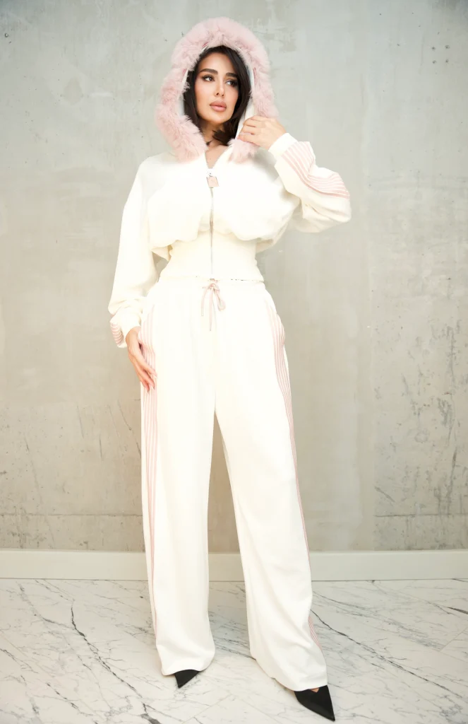 FUR-HOOD CORSET-WAIST TRACKSUIT SET - Ecru, Photo 1