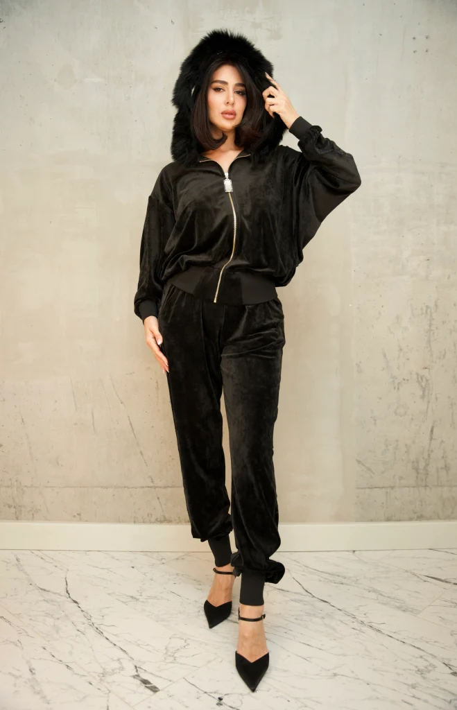 FUR-TRIM HOODED VELOUR SET - Black, Photo 1